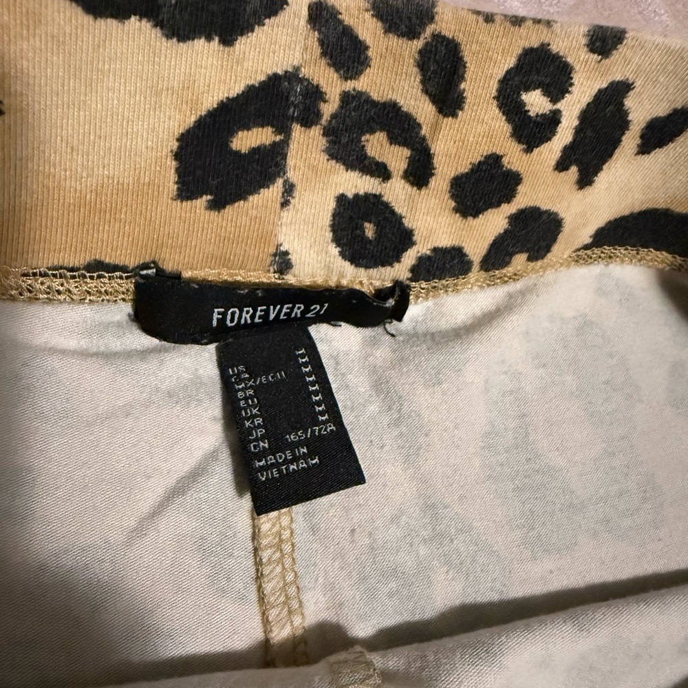BUNDLE Leopard Print Leggings Set - Picture 6 of 7